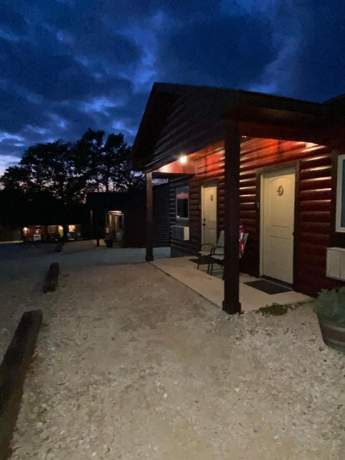 The Woods Lodging Kingston Exterior foto